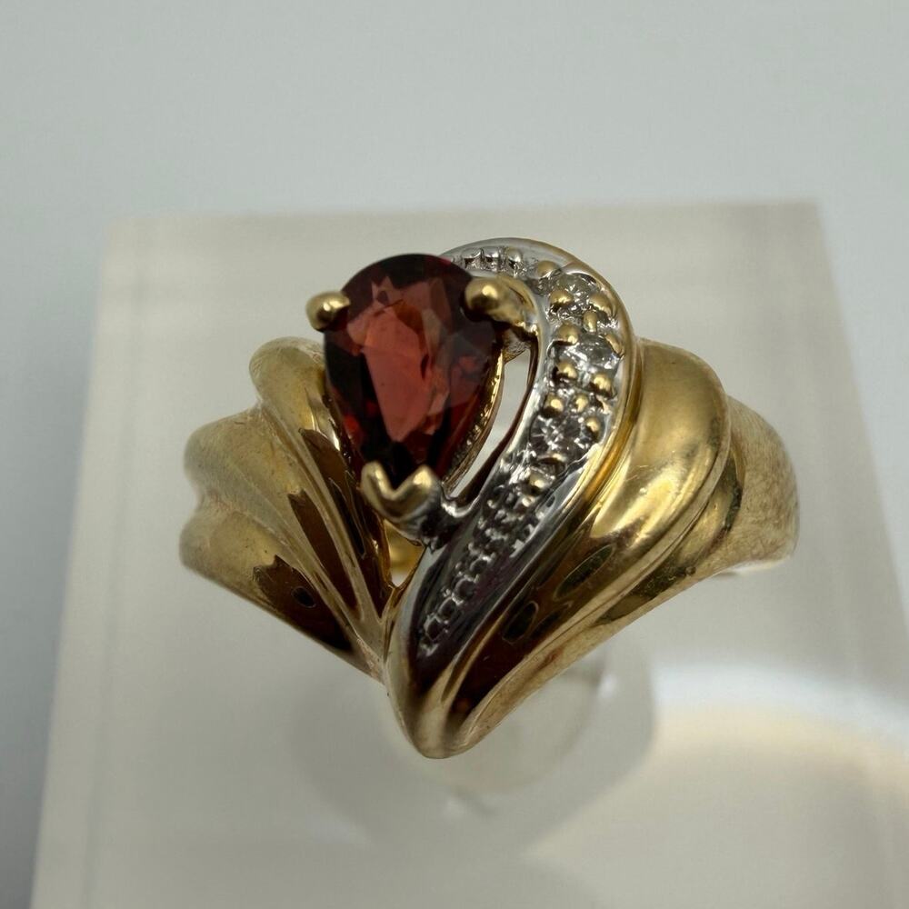 Vintage 14K Yellow & White Gold Pear Garnet Diamond Accent Ring Size 4.5 3.86g